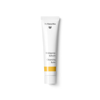 Dr. Hauschka Cleansing Balm – a wash gel with a refreshing gel-to-milk texture