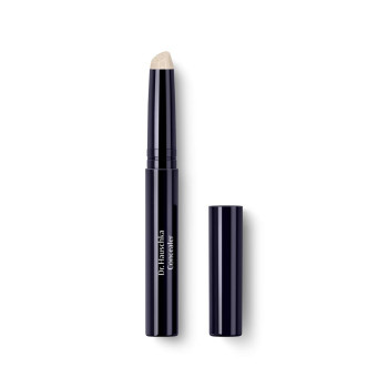 Dr. Hauschka Concealer: reliable cover that’s 100% natural